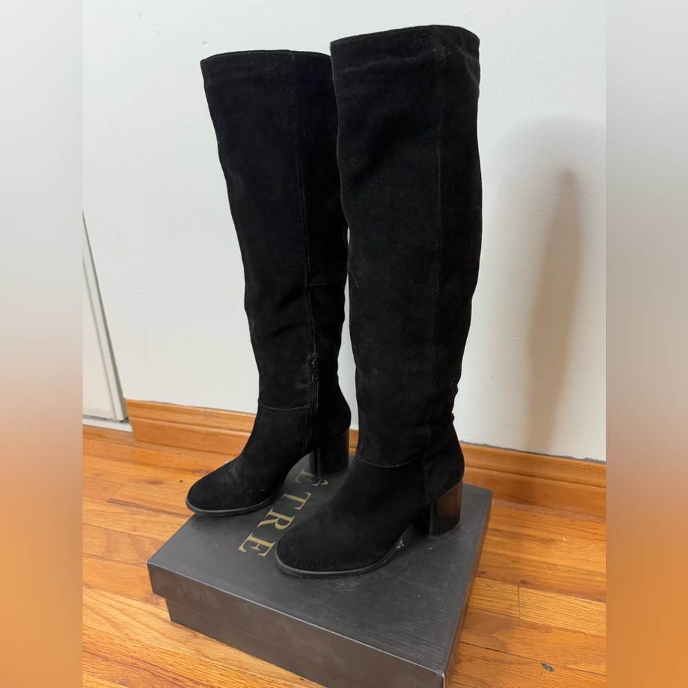 Steve Madden knee high suede boots size 8 women